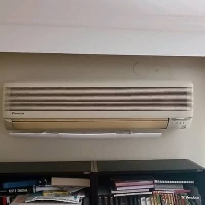 daikin heat and cool. 2 ton split A/C
