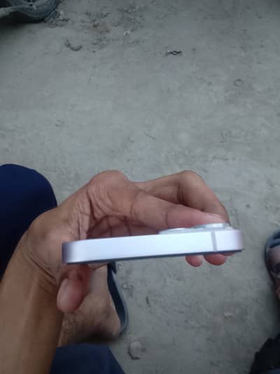 Apple iPhone 13 mini