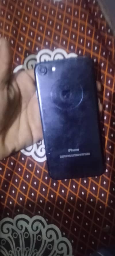 Apple iPhone 7