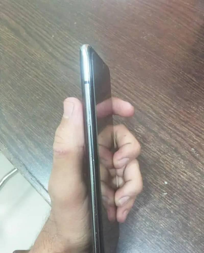 One Plus 7T 3