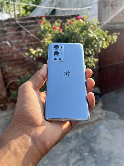 One Plus 9 Pro Dual Sim Approved 12/256 5lines and Dots