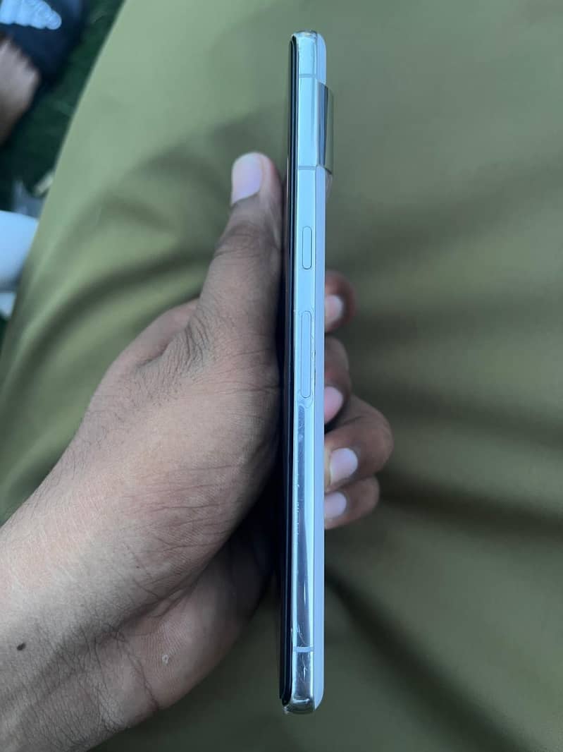 Google Pixel 7 Pro 2