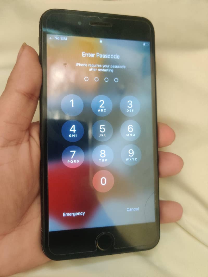 Apple iPhone 7 Plus 3