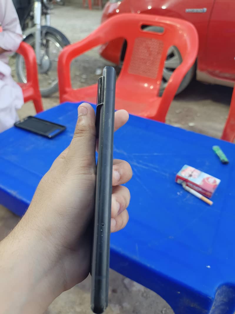 Google Pixel 6 4