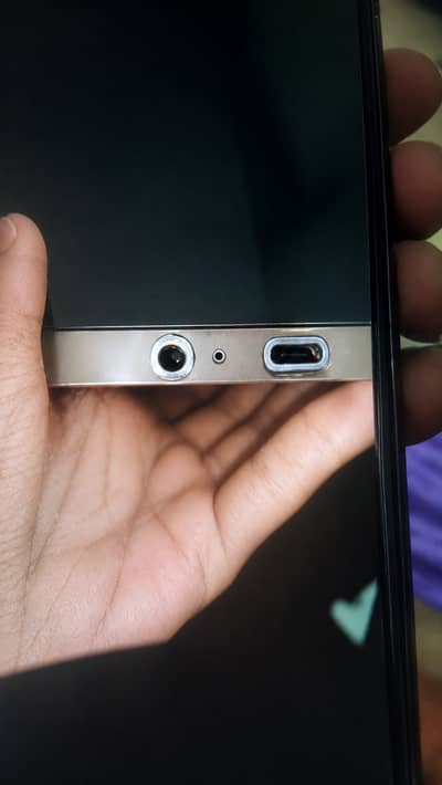 Tecno Spark 40 pro