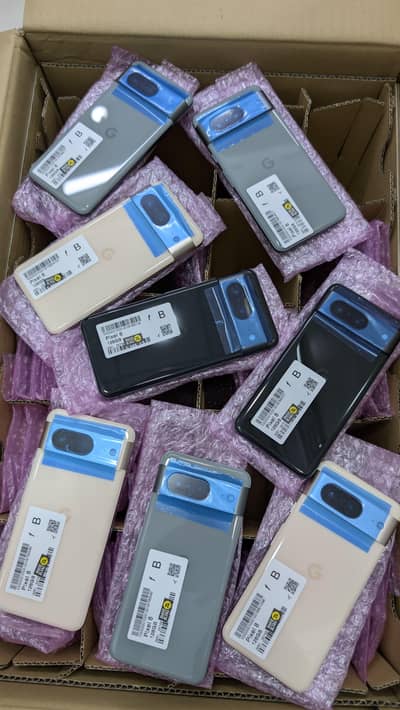 Google Pixel 8 Official Pta Approved 128GB Water Pack