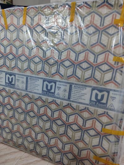King size Mattress like new with cover