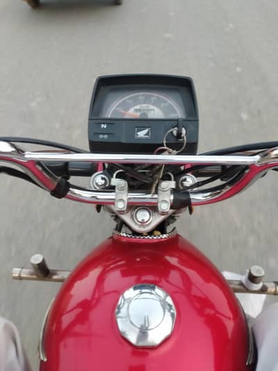 Honda 70 cc 03.09. 69.72. 055