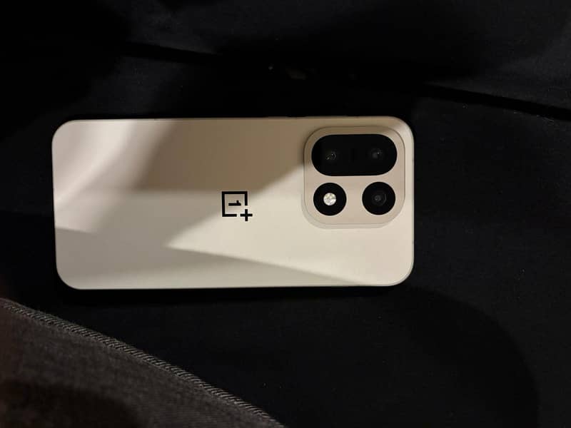 OnePlus 15 0