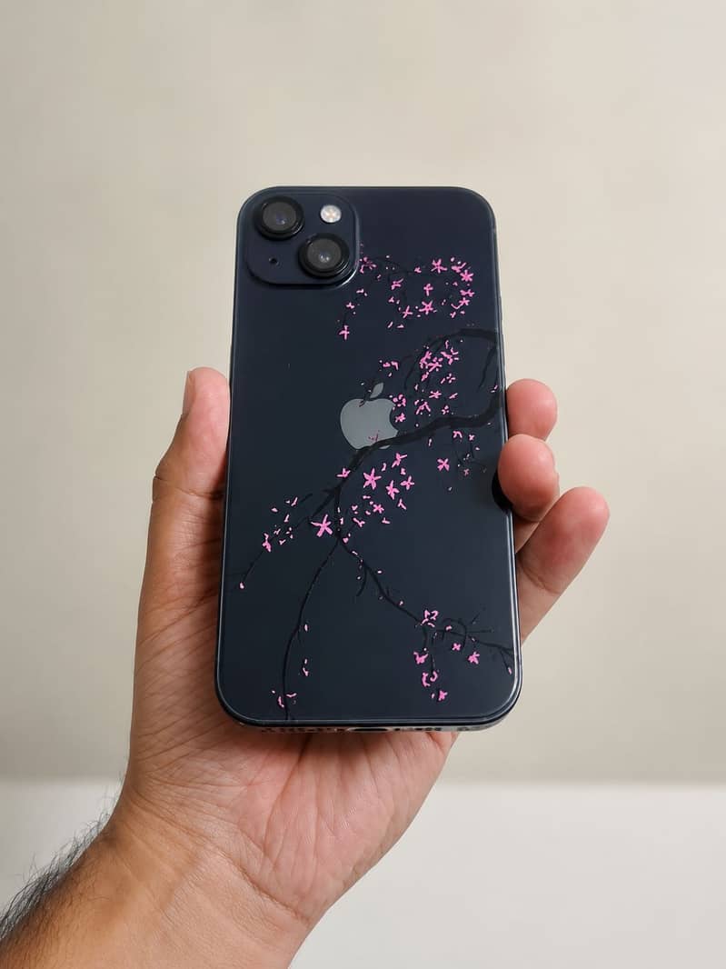Apple iPhone 13 1