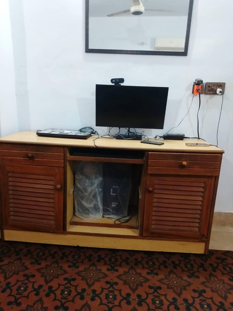 Computer Table 0