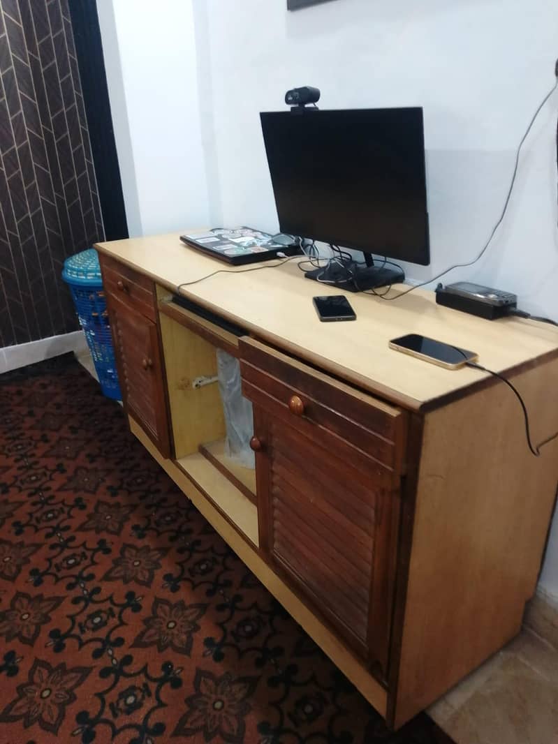 Computer Table 3
