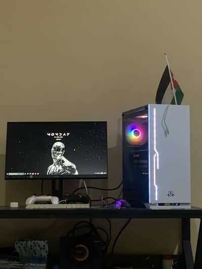 Sellin my pc table 2*4 ft