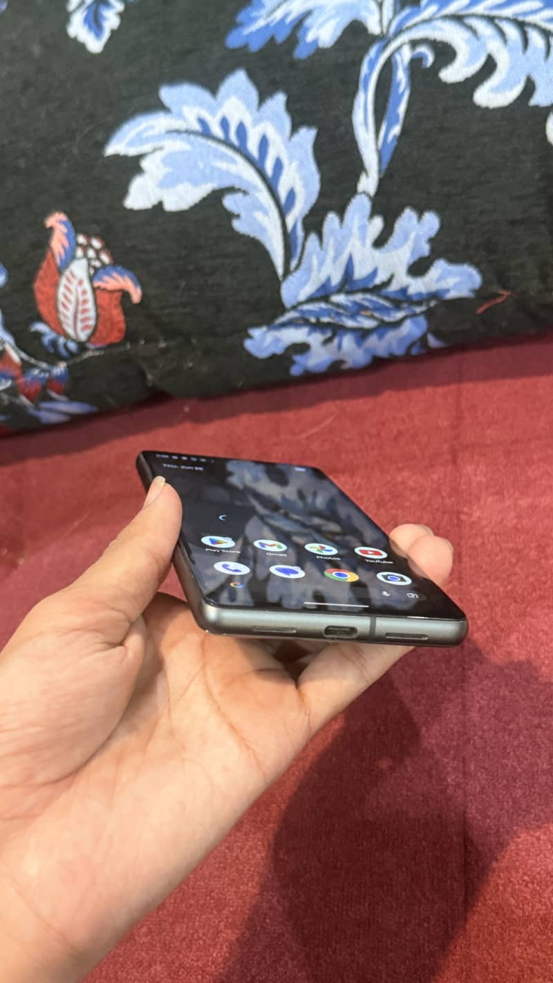 Google Pixel 7 5