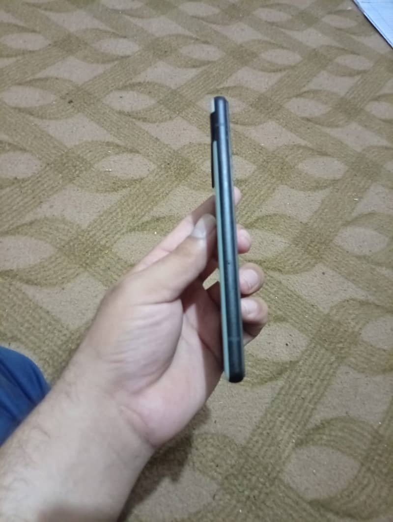 Google Pixel 6a 4