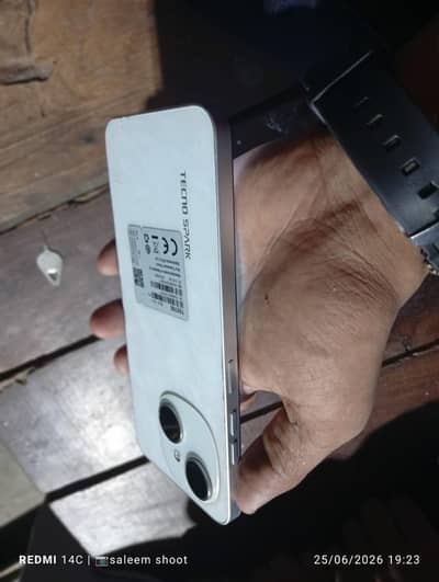 Tecno Spark Go 1