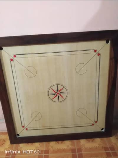 Carrom board for sell urgent sell Karna hai full size carrom hai