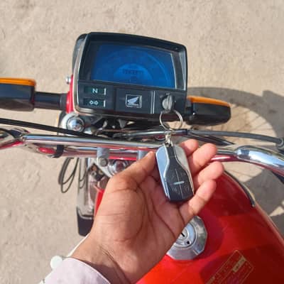 Honda CD 70 2022/23 Full brand new condition hy