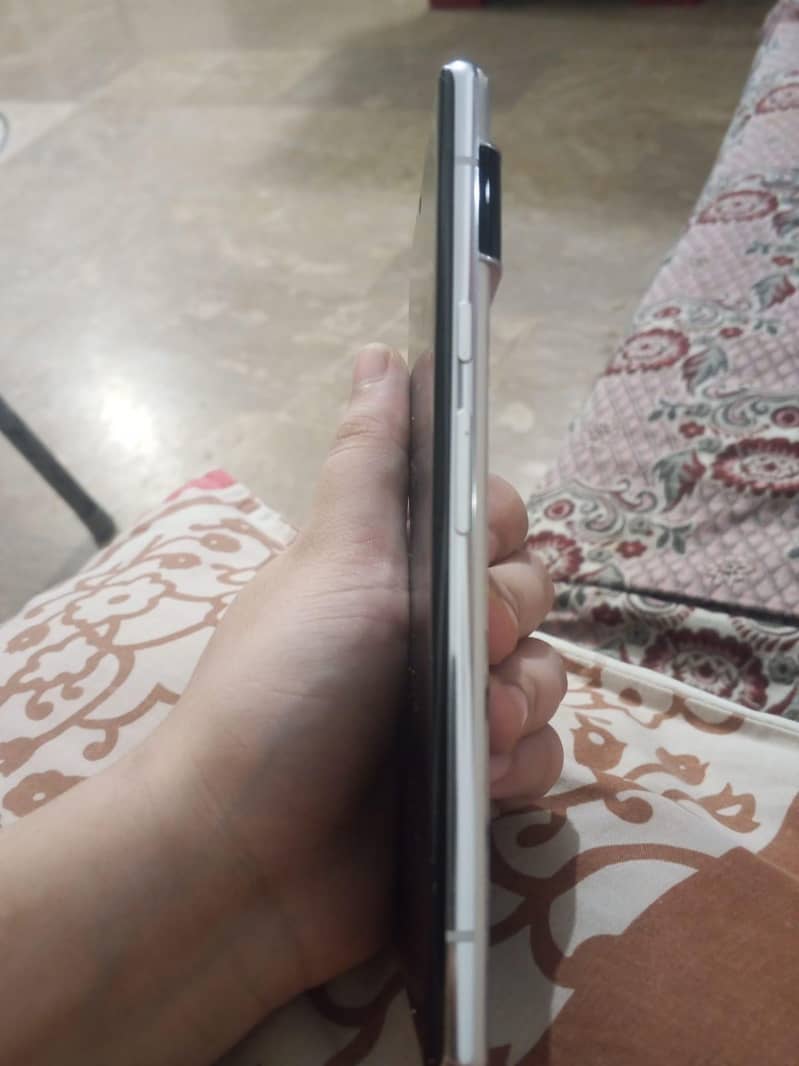Google Pixel 6 Pro 2