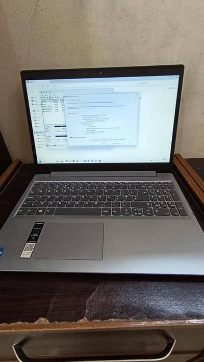 Lenovo 11Gen laptop 10/10
