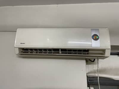 Gree 1 Ton Non Invetor Ac | Excellent Condition