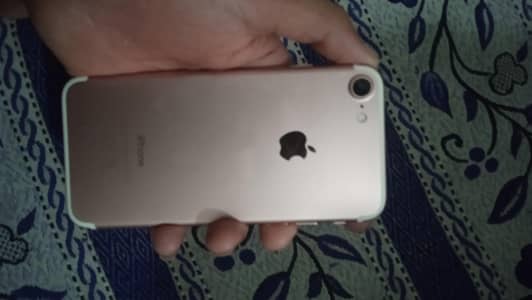 Apple iPhone 7