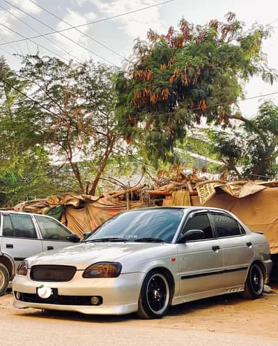 Suzuki Baleno 2004