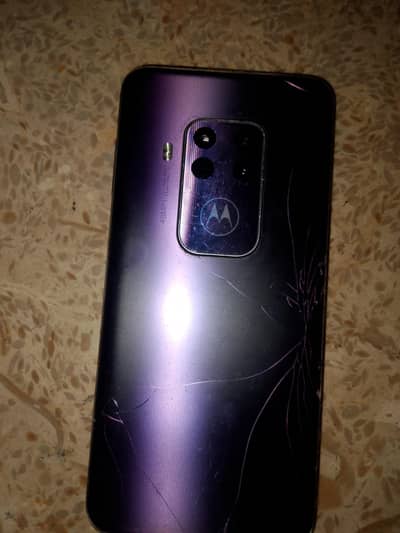 mobile bilkul ok hai bas on off button or volume button kharab hai