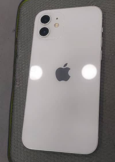 Apple iPhone 12