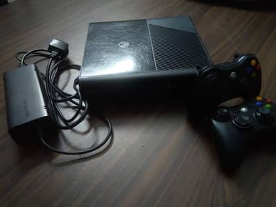 Xbox 360 E- ultra slim