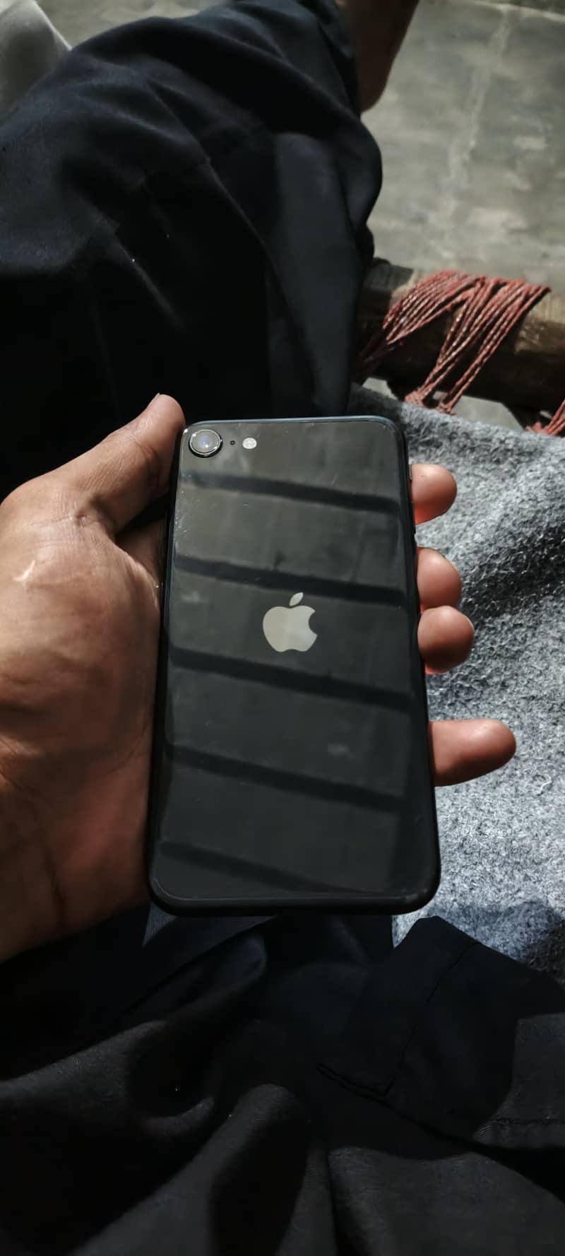 Apple iPhone SE 0