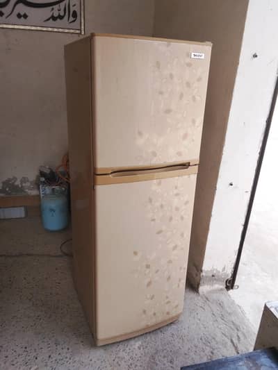 Orient Mediume size Fridge