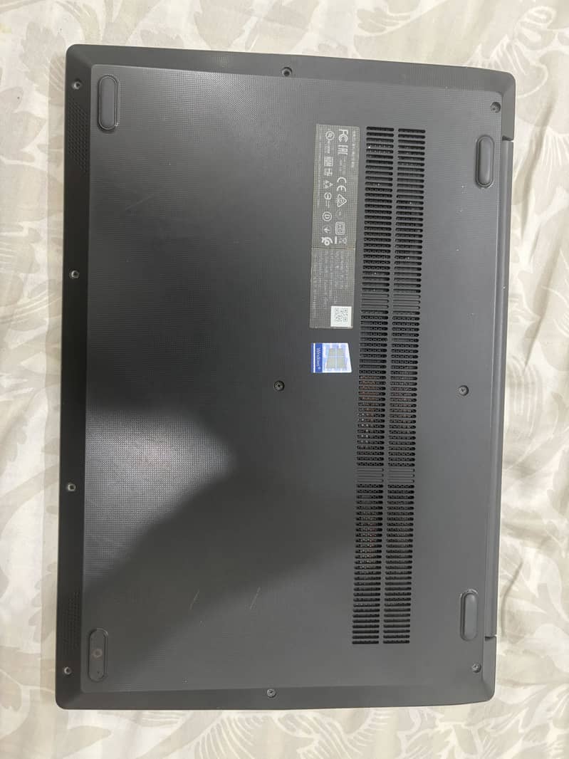 Laptop 0