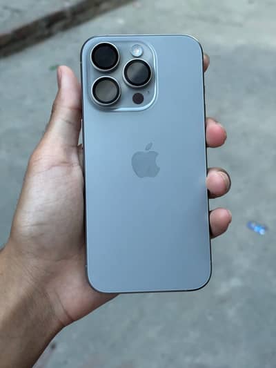 Apple iPhone 15 Pro