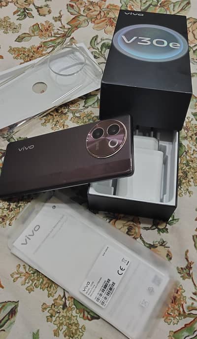Vivo V30E