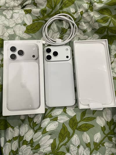 Apple iPhone 17 Pro Max Factory Unlock