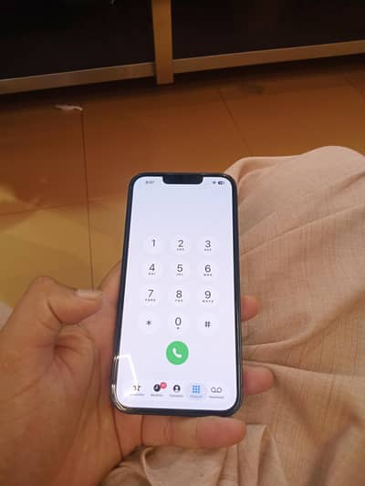 Apple iPhone 13