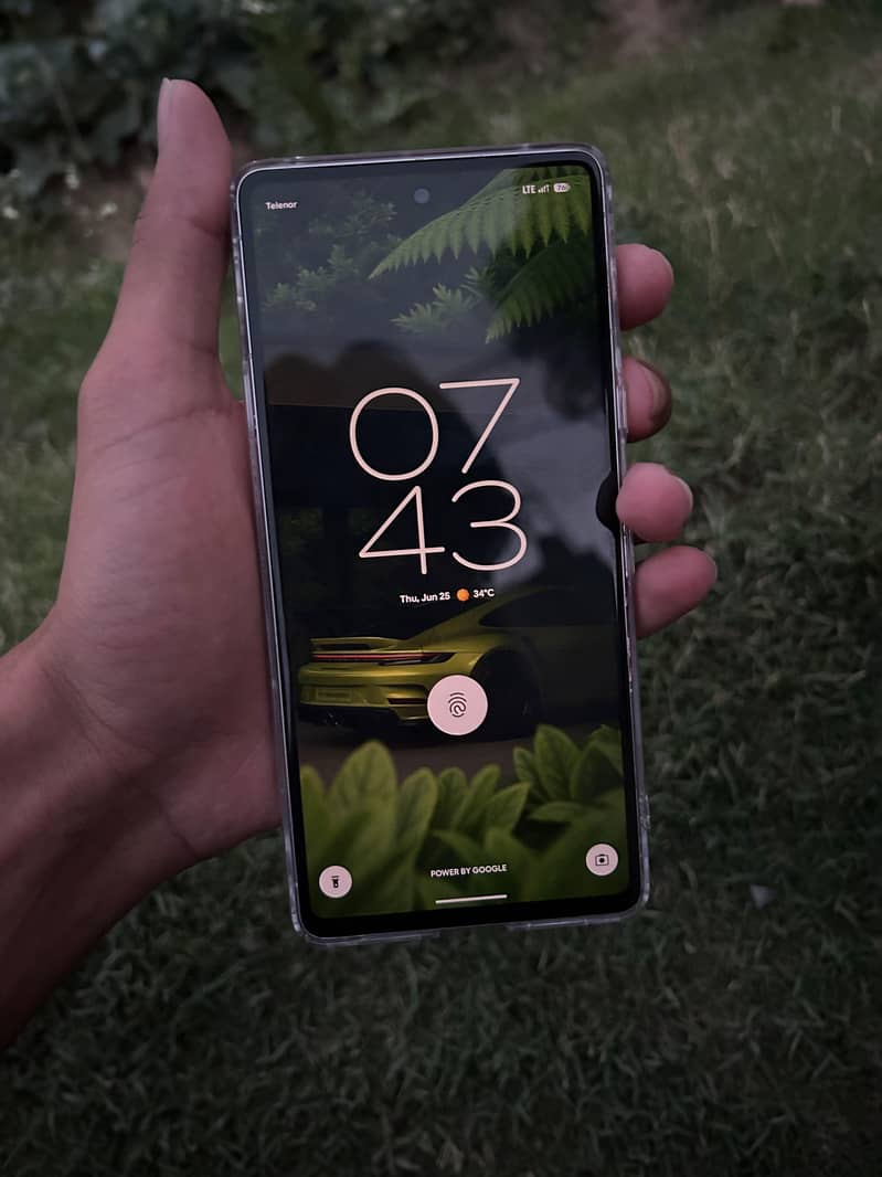 Google Pixel 7 4