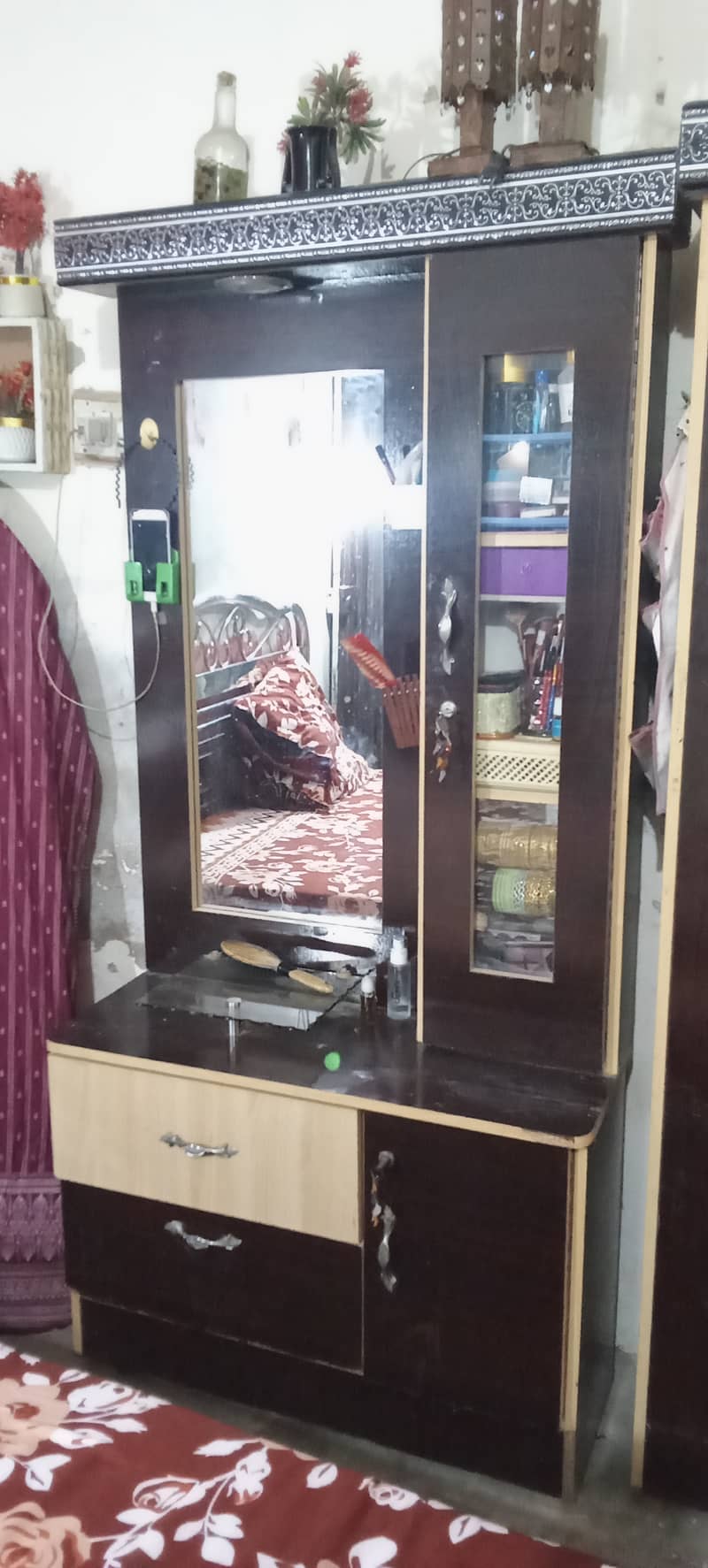 Dressing table and divider 0