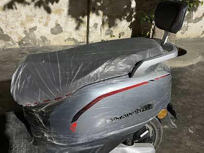 Hi speed scooti 700