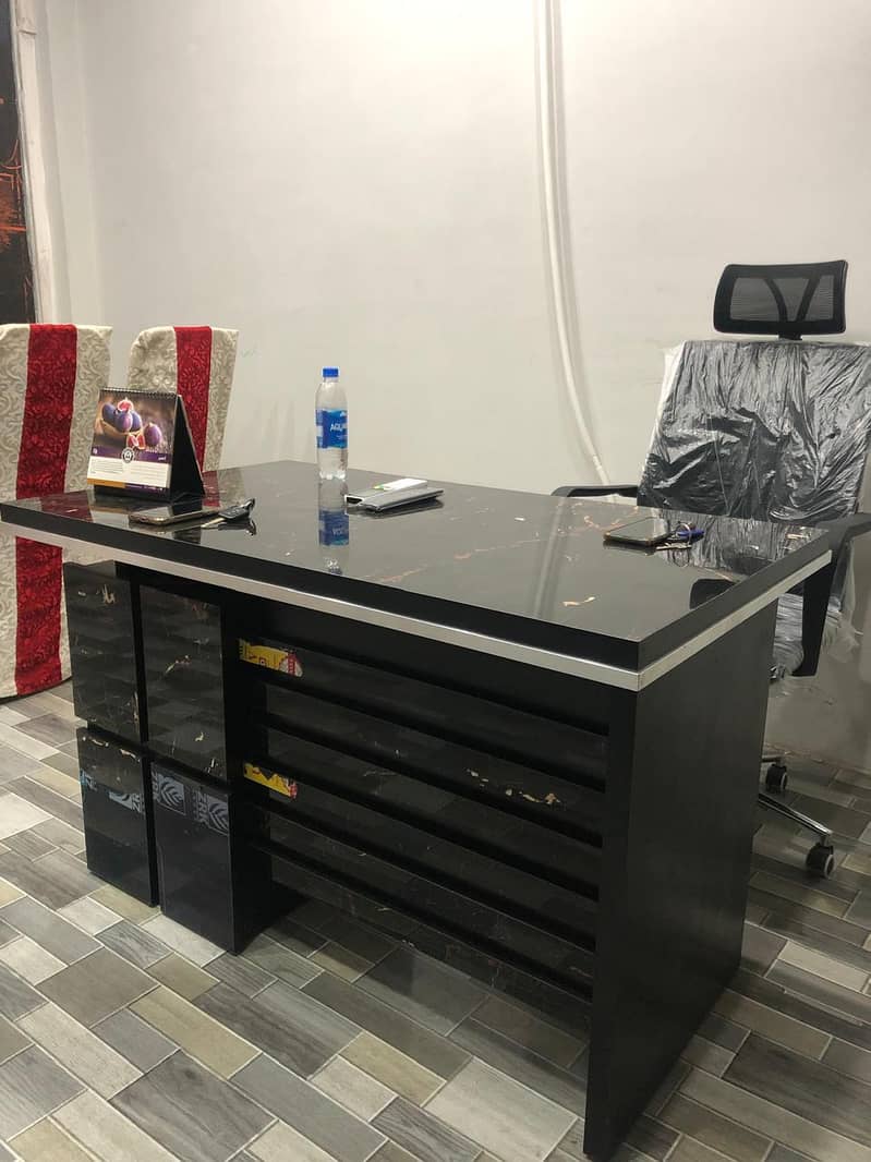 Office table 0