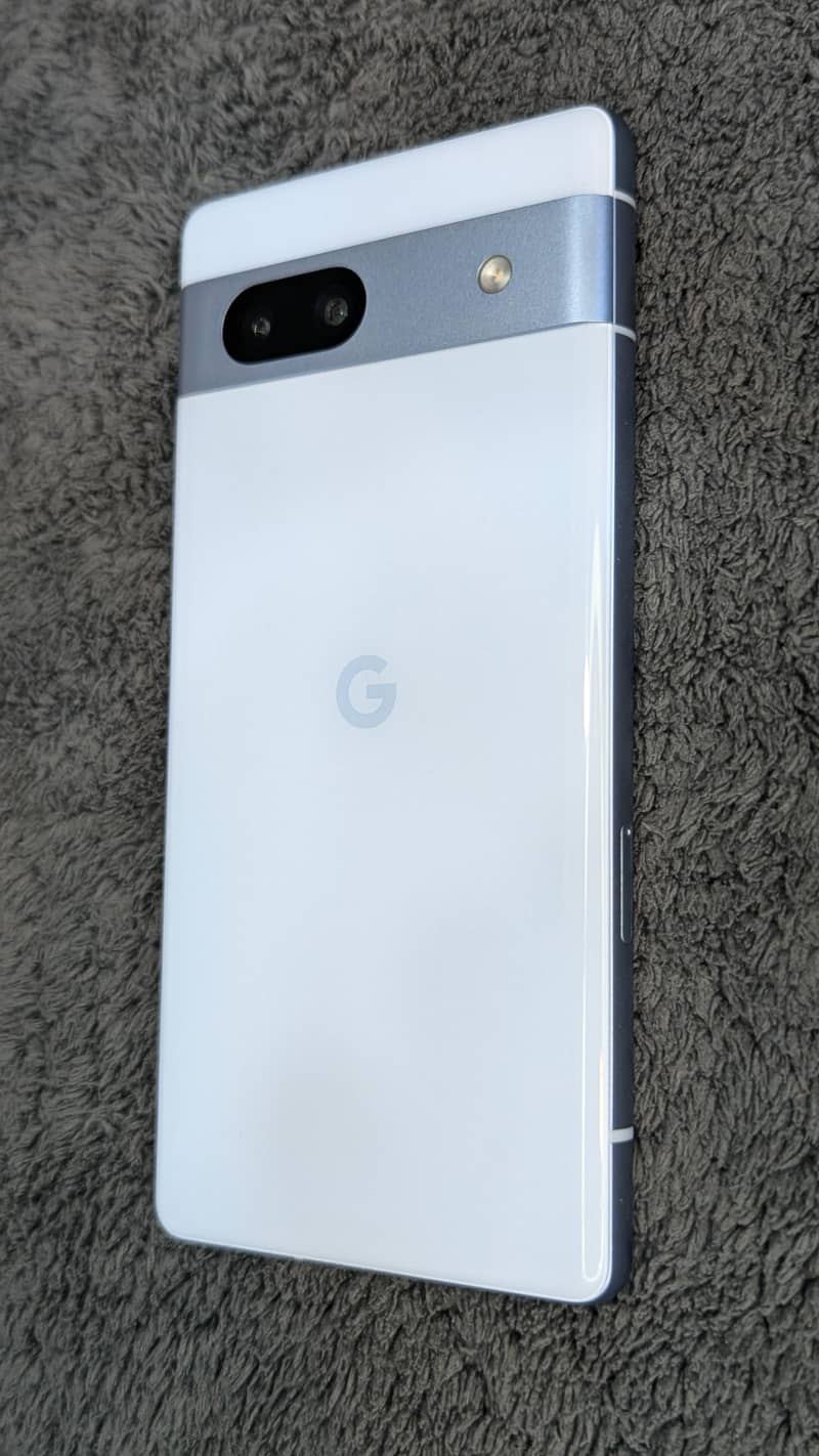 Google Pixel 7a 2
