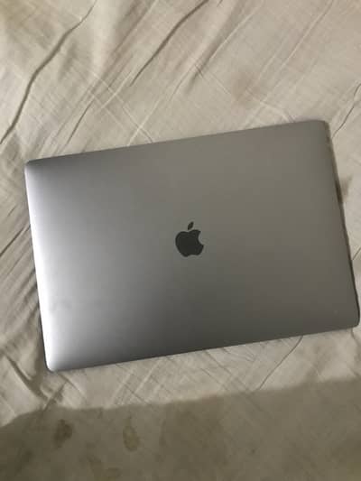 Core i9-9th genration 32gb ,1tb ssd, 4gb gpu