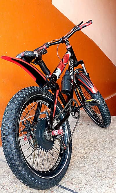 Sportive fat tyre off_roding bicycle for 8 to 15 years child