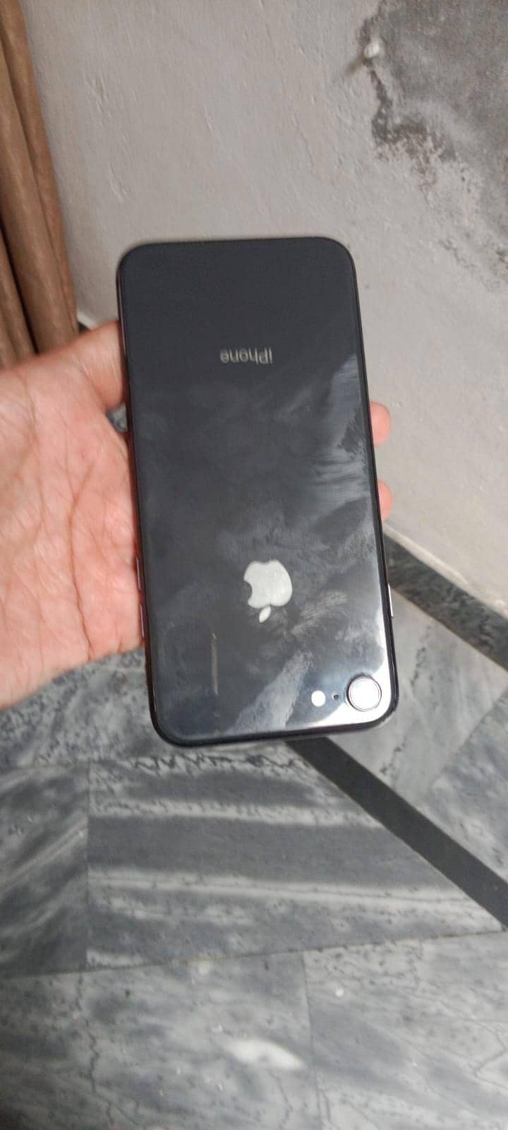 Apple iPhone 8 5