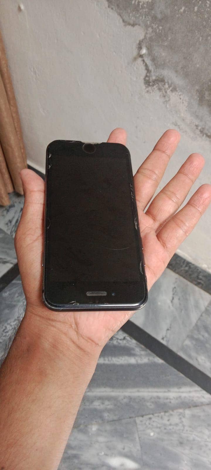 Apple iPhone 8 7