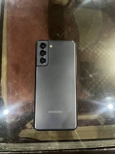 Samsung Galaxy S21 5G 128GB for more information contact whatsapp