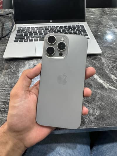 Apple iPhone 15 Pro Max JV