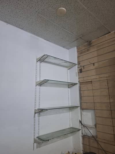 GLASS SHELVES