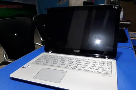 Asus Q504UA X360 Touch Screen Core i5 7th Generation